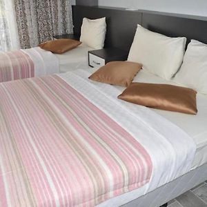 Dreibettzimmer